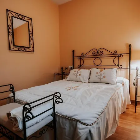 Maison d'hôtes Conde De La Encina 16 à Trujillo Extérieur photo